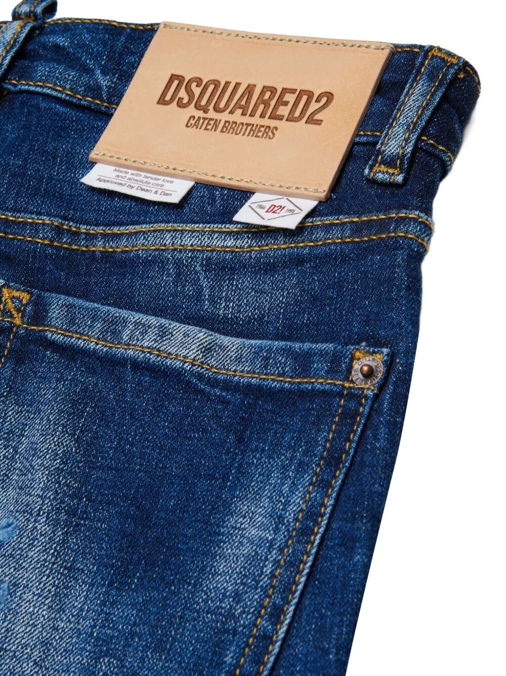 D2P779M JEANS