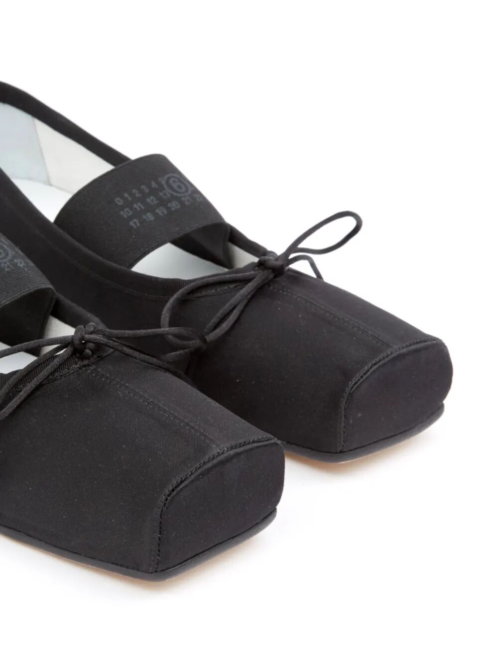BALLET SHOE