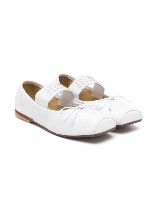 BALLET FLAT WITH NUMERICAL LOGO ON FRONT ELASTIC BAND INSPIRED BY CLASSICAL DANCE