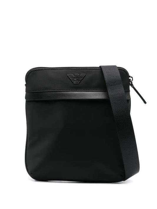 CROSSBODY