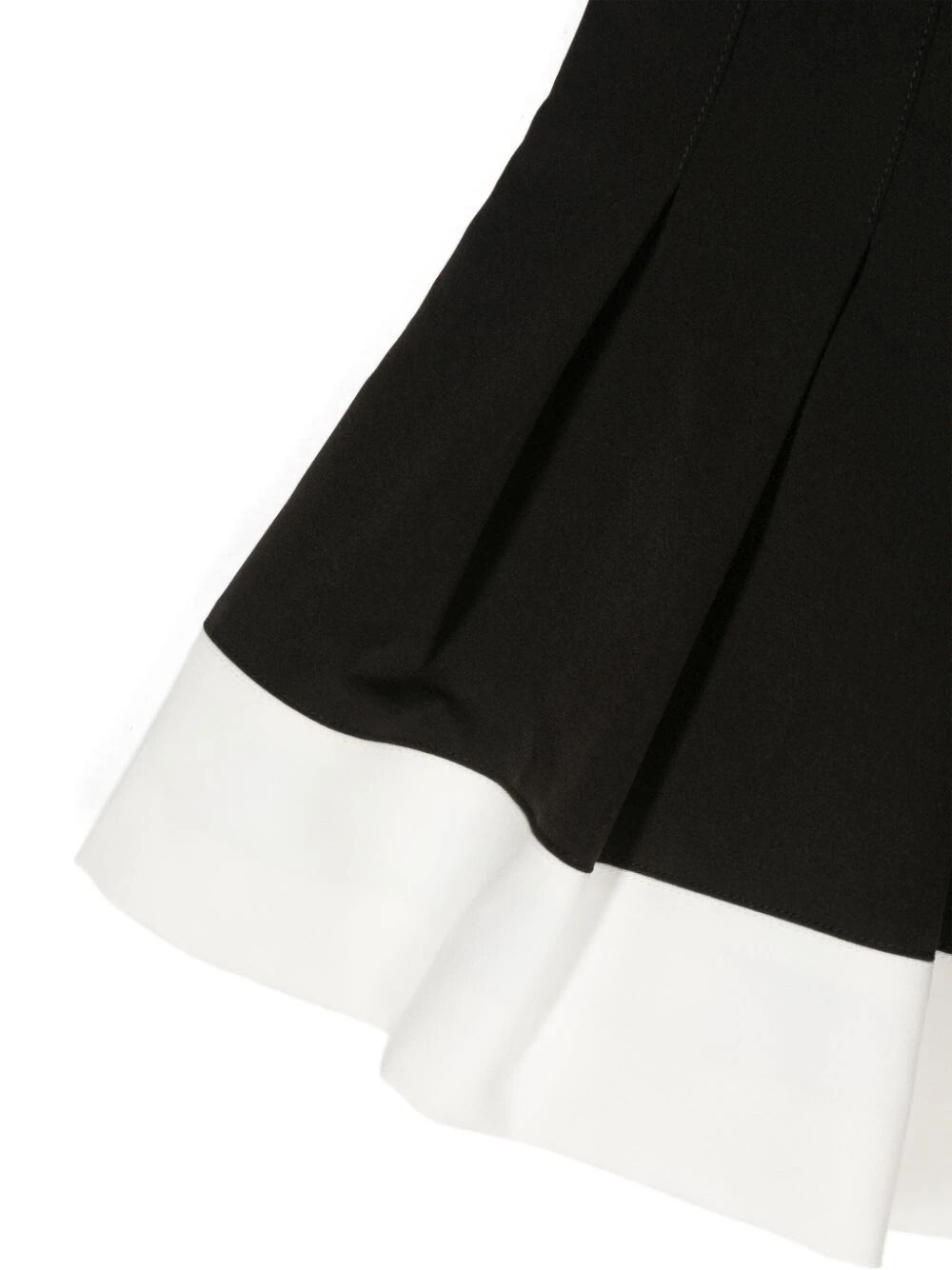 CREPE PLEATED SKIRT