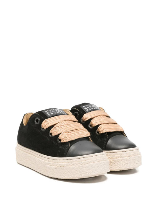 PLATFORM SNEAKERS LOW SUEDE WITH LEATHER TOE WITH NUMERIC LOGO ON TONGUE AND ORIZONTAL SEAM ON BACK